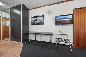 Belconnen Way Hotel Motel and Serviced Apartments