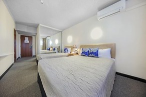 Belconnen Way Hotel Motel and Serviced Apartments