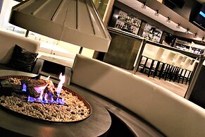 Ramada Plaza by Wyndham Regina Downtown