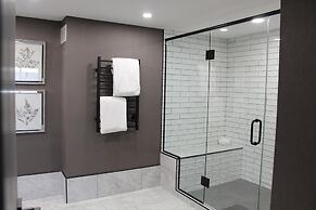 Ramada Plaza by Wyndham Regina Downtown