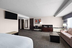 Ramada Plaza by Wyndham Regina Downtown