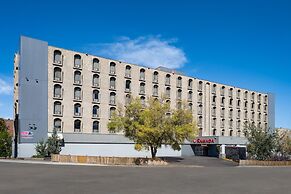 Ramada by Wyndham Saskatoon