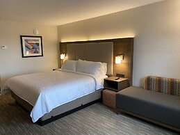 Holiday Inn Express & Suites Chatsworth by IHG