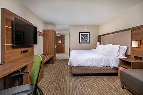 Holiday Inn Express & Suites Chatsworth by IHG