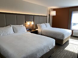 Holiday Inn Express & Suites Chatsworth by IHG