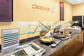 Sonesta ES Suites Charleston