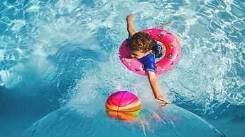 Holiday Inn Hotel & Suites London by IHG