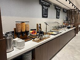 Holiday Inn Laval Montréal by IHG