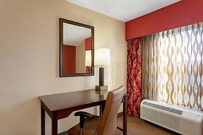 La Quinta Inn & Suites by Wyndham Pigeon Forge