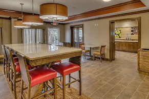 La Quinta Inn & Suites by Wyndham Pigeon Forge