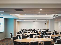 Novotel Canberra