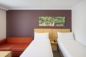 Mercure Sydney Blacktown