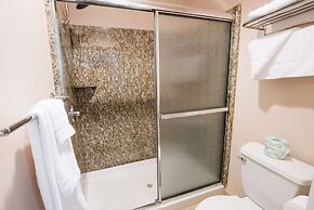 Travelodge by Wyndham Culver City