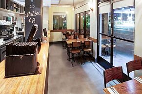 Travelodge by Wyndham Culver City