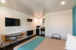 Motel 6 South El Monte, CA - Los Angeles