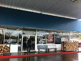 Arya Inn & Extended Stay