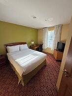 MainStay Suites Bloomington near University
