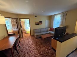 MainStay Suites Bloomington near University