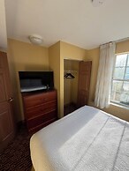 MainStay Suites Bloomington near University