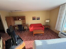MainStay Suites Bloomington near University