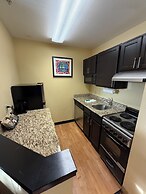 MainStay Suites Bloomington near University