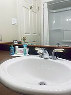 Super 8 by Wyndham Castlegar BC