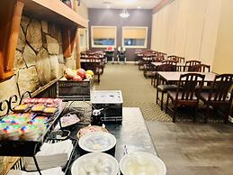 Super 8 by Wyndham Castlegar BC