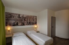 Life Hotel