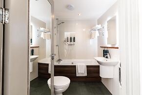 DoubleTree by Hilton London West End