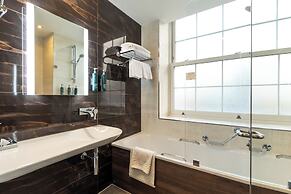 DoubleTree by Hilton London West End