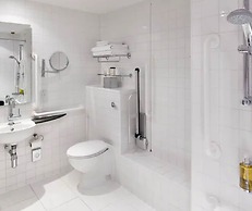 DoubleTree by Hilton London West End