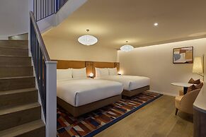 DoubleTree by Hilton London West End