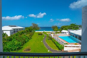 Allamanda Beach Hotel