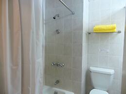 Allamanda Beach Hotel