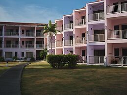 Allamanda Beach Hotel