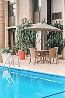 La Saguenéenne - Hôtel et Centre de Congrès