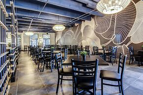 La Saguenéenne - Hôtel et Centre de Congrès