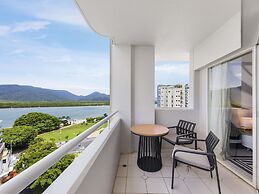 Pullman Cairns International