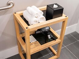 Pullman Cairns International