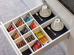 Pullman Cairns International