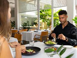 Pullman Cairns International