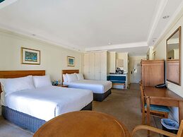 Pullman Cairns International