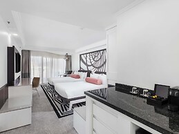 Pullman Cairns International