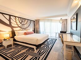 Pullman Cairns International