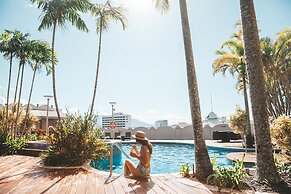 Pullman Cairns International