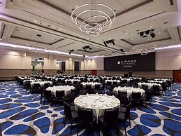 Pullman Cairns International