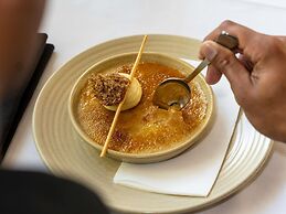 Pullman Cairns International