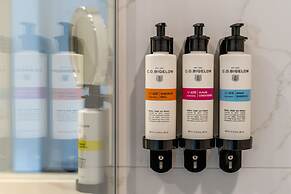 Pullman Cairns International