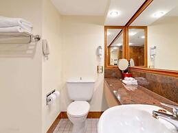 Pullman Cairns International