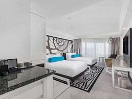 Pullman Cairns International